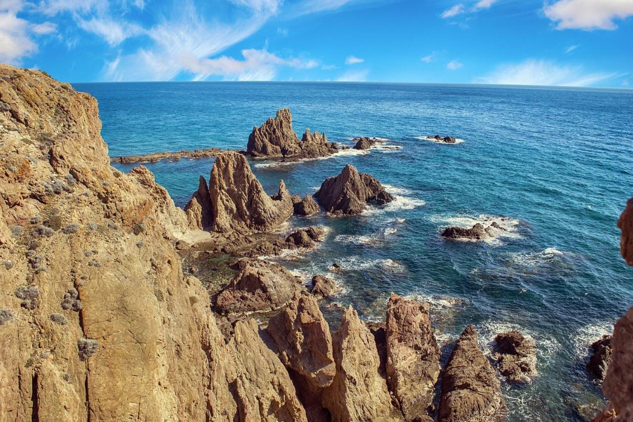 Casa Sol Y Luz - Pensión Carboneras